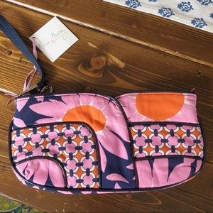 Vera Bradley Clutch in Retired Loves Me... Pattern